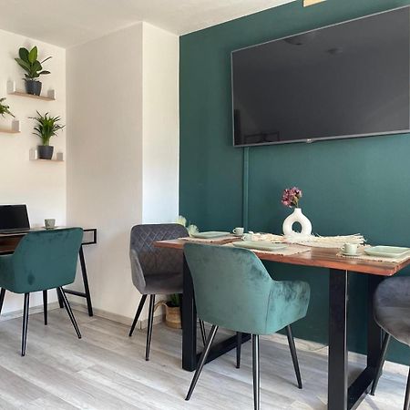 Insight Workaction Audi Balkone Ambiente Apartment Инголщат Екстериор снимка